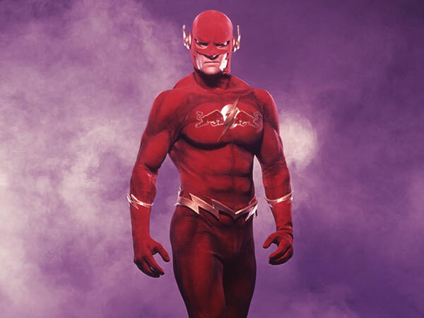 Gini jadinya kalo Superheroes pake sponsor
