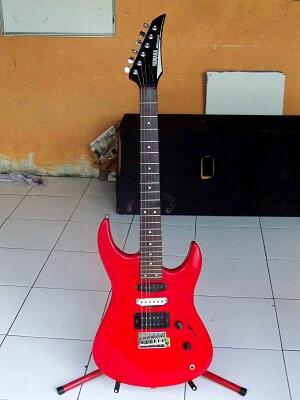 gitar yamaha rgx 012