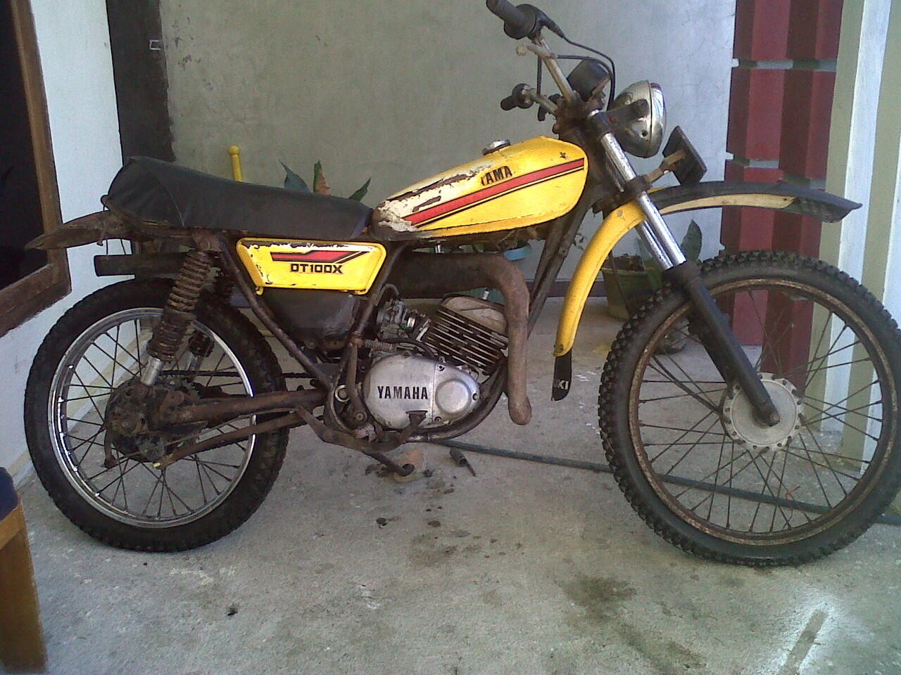 YAMAHA DT100 BAHAN 1978,SURAT LENGKAP,pajak mati