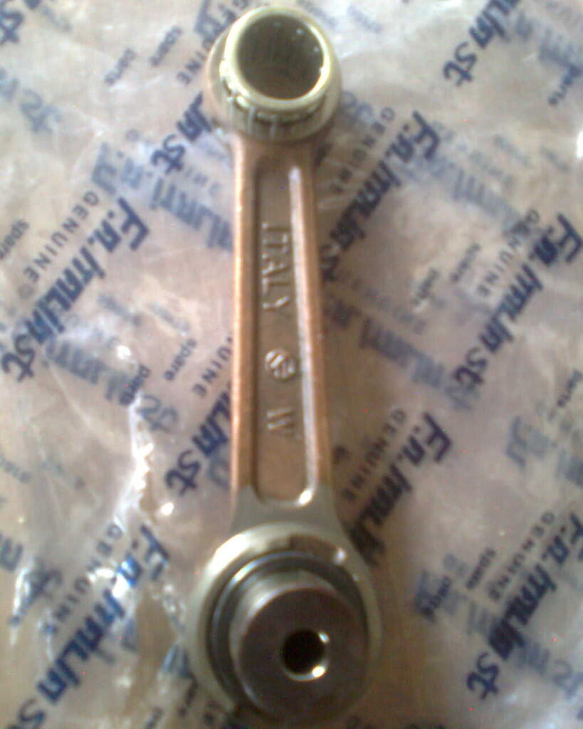 Asesoris dan PARTs SMALLFRAME VESPA AREA (PTS dan SPESIAL)