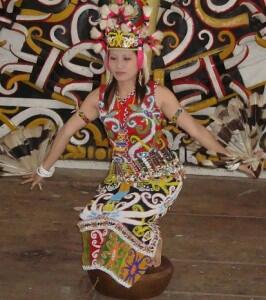 Macam-Macam Tarian Tradisional Indonesia