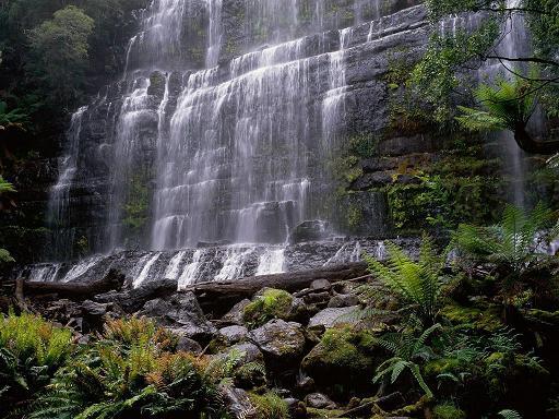 Kumpulan air terjun paling indah di dunia