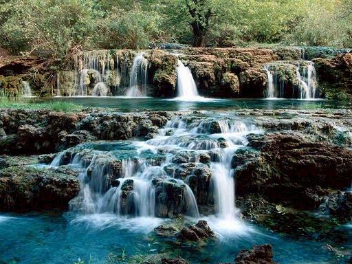 Kumpulan air terjun paling indah di dunia