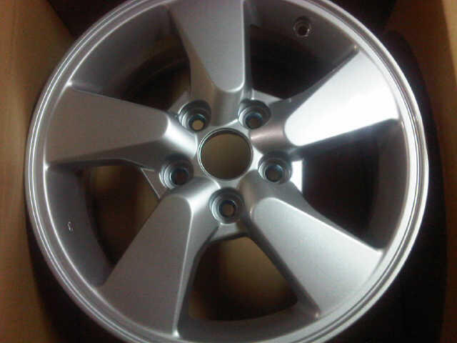 Terjual JUAL Berbagai Macam VELG/PELEK MOBIL Original New 