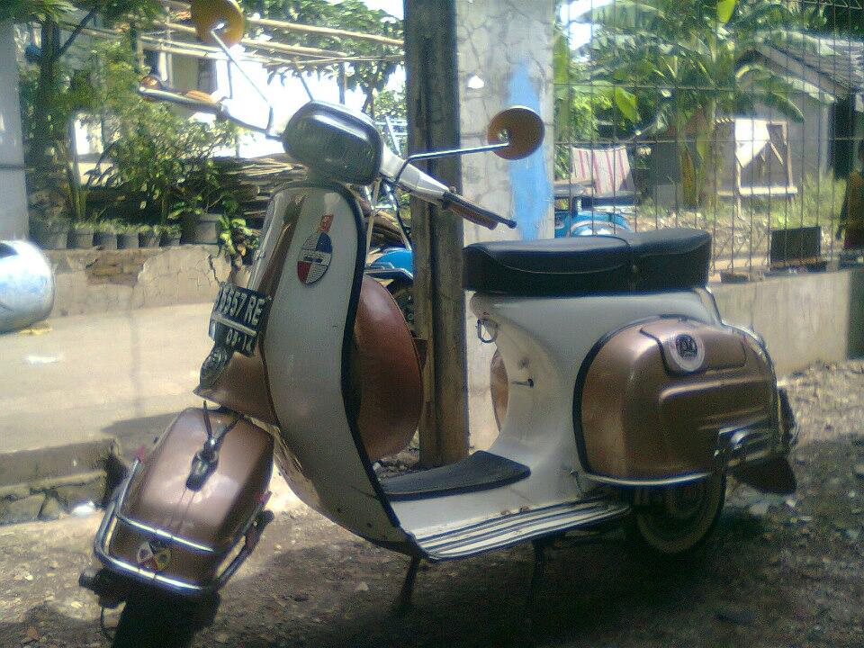 VESPA SUPER 1977