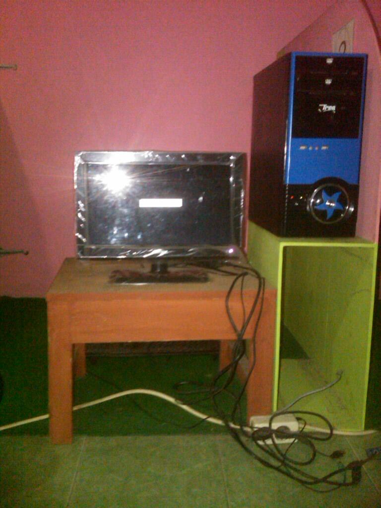Di Jual Komputer (Warnet) Kondisi Bagus
