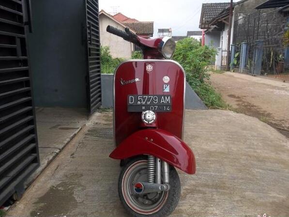 Vespa Super Tahun '75 Mulussss Istimewa