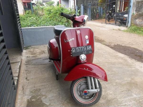 Vespa Super Tahun '75 Mulussss Istimewa