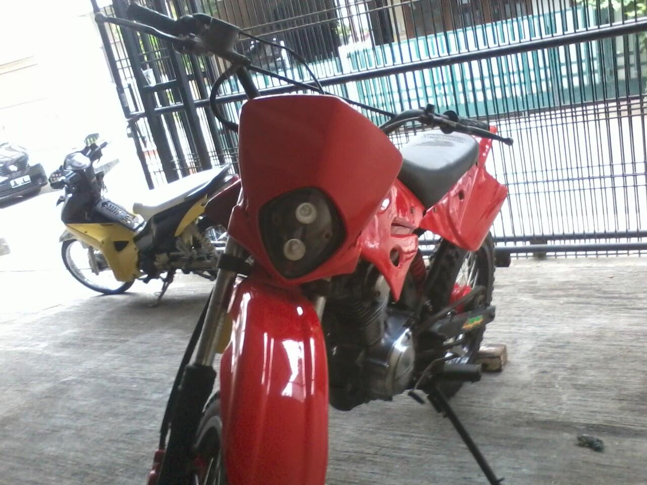 Cari HONDA CB 100 MODIF TRAIL THN 80 MERAH SIKAT GAN KASKUS