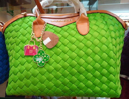 Tas Dompet wanita Tercantik Branded, Asli Import KW 1 Grosir Dijual Lagi Pasti Untung