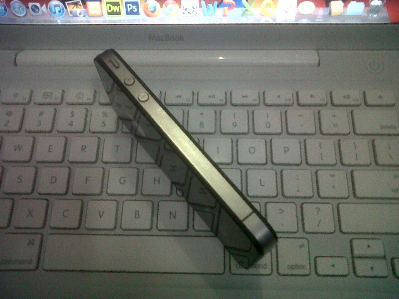 iphone 4 16gb black harga murmer gan