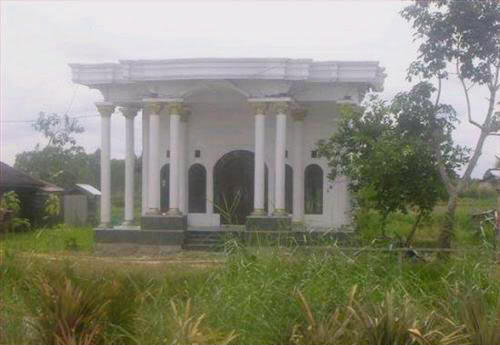 Dari Depan Keren, dari Samping Jelek!