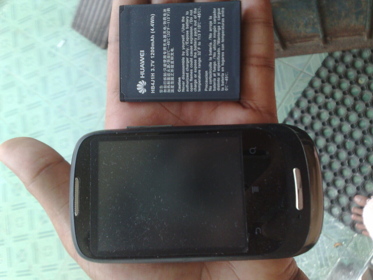 Huawei U8180 a.k.a. x1 ..