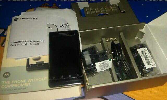 jual MOTOROLA A-853 Milestone (GSM) **Matot** muraaaaahh....