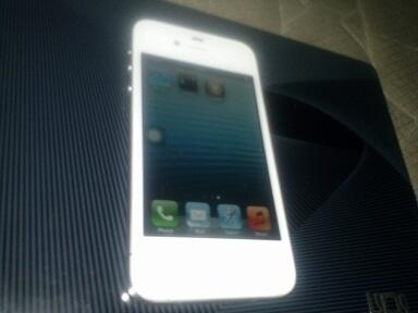 iPhone 4S 16g white = 3.1