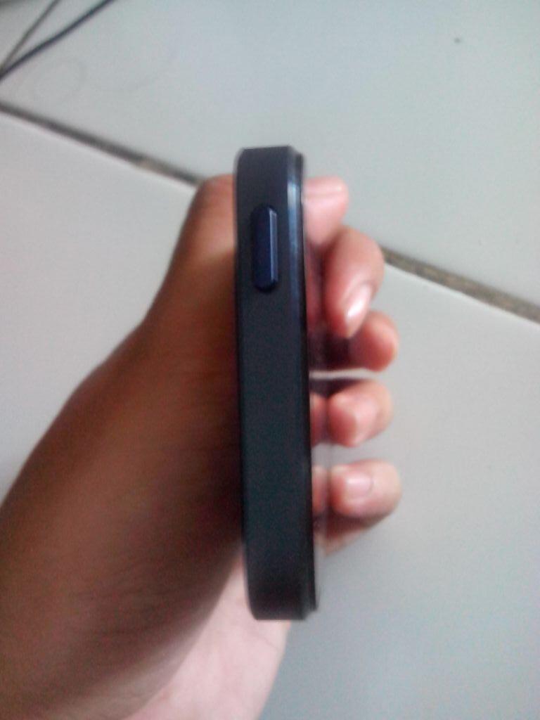 iphone 5 iphone 5 fullset mulus murah 2,4 jutaan ga prcaya?masuk dulu siapa cepet aja