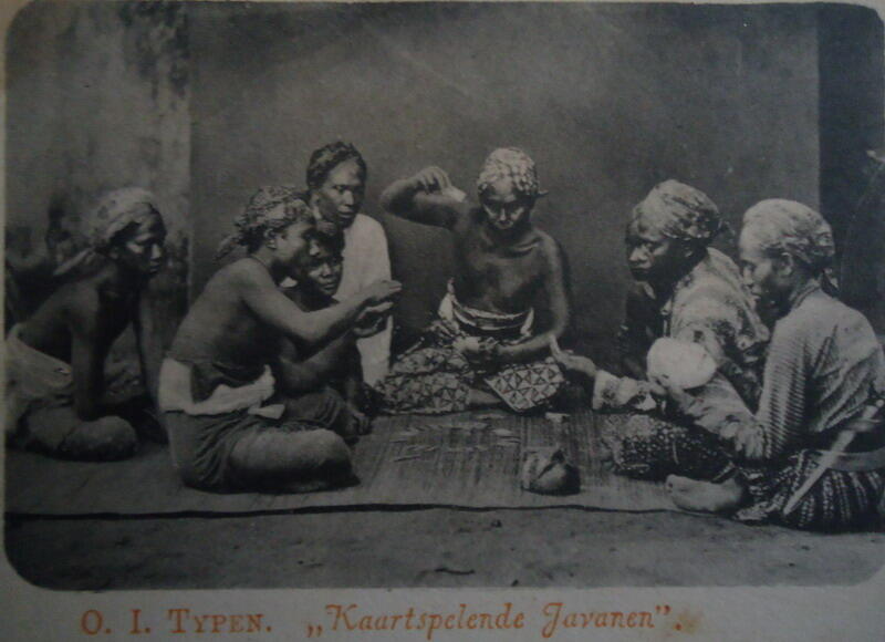 main kartu remi dari jaman ke jaman sampe yang ala orang kaya (cekidot gan)