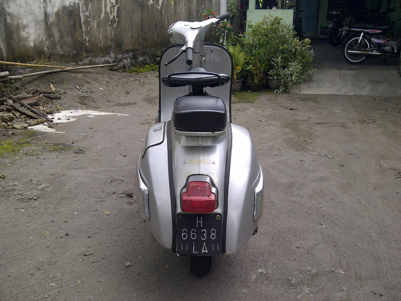 vespa sprint th 1976