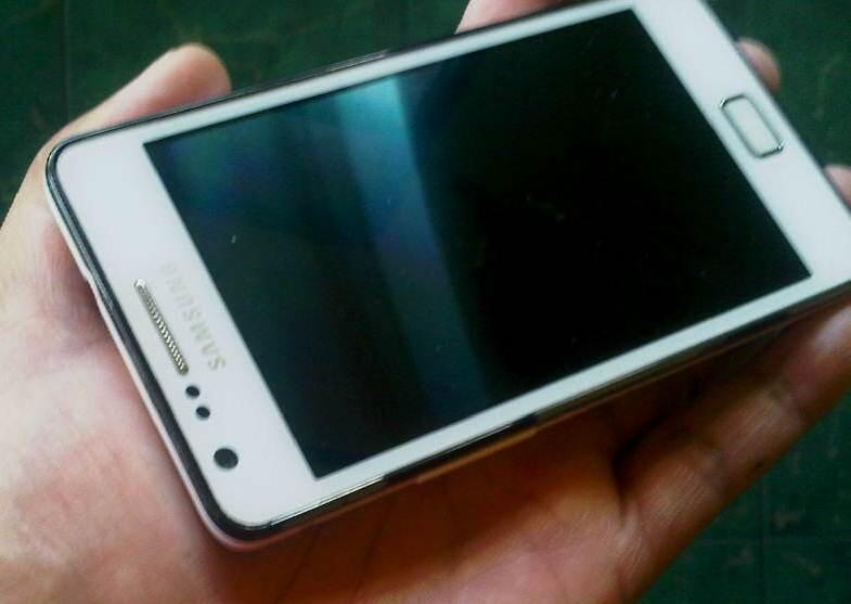 SAMSUNG GALAXY S2 i9100 WHITE FULLSET MALANG