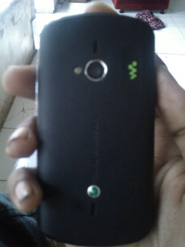 Sony Ericsson Live With Walkman wt19i