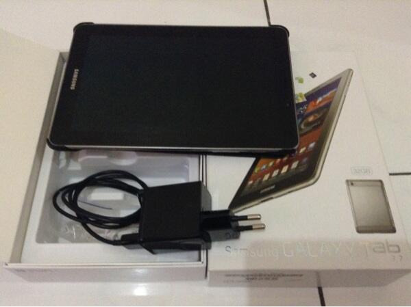 WTS Samsung Galaxy Tab 7.7 32GB (P6800)