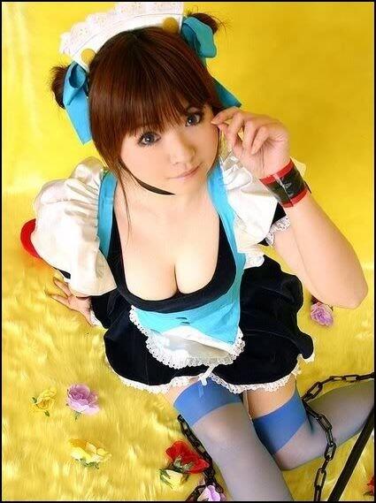 ANIME MAID COSPLAY