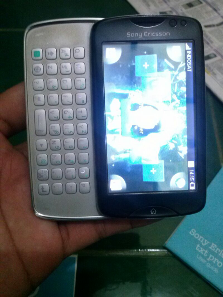 sony ericsson txt pro