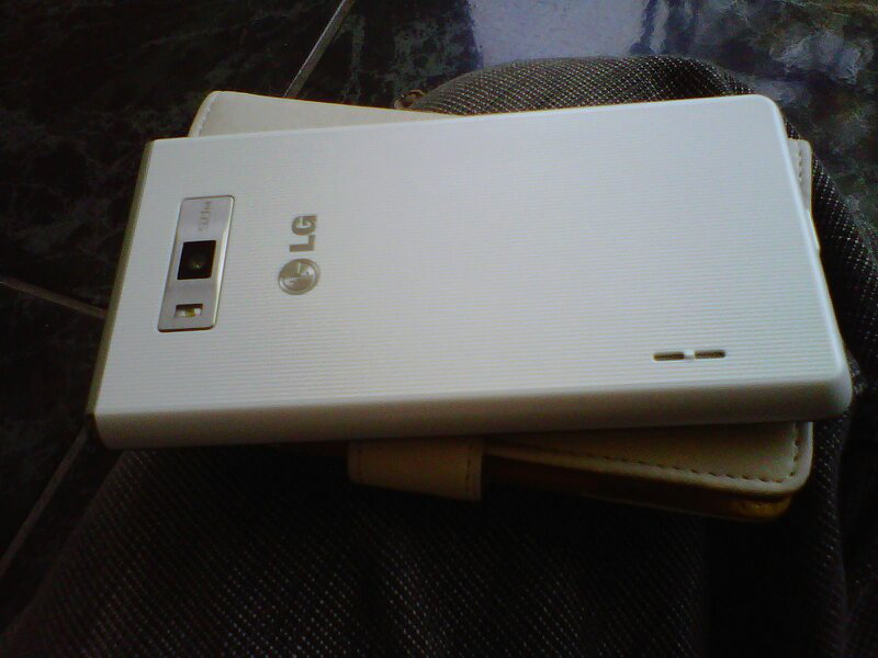 jual LG L7 mulus bgt