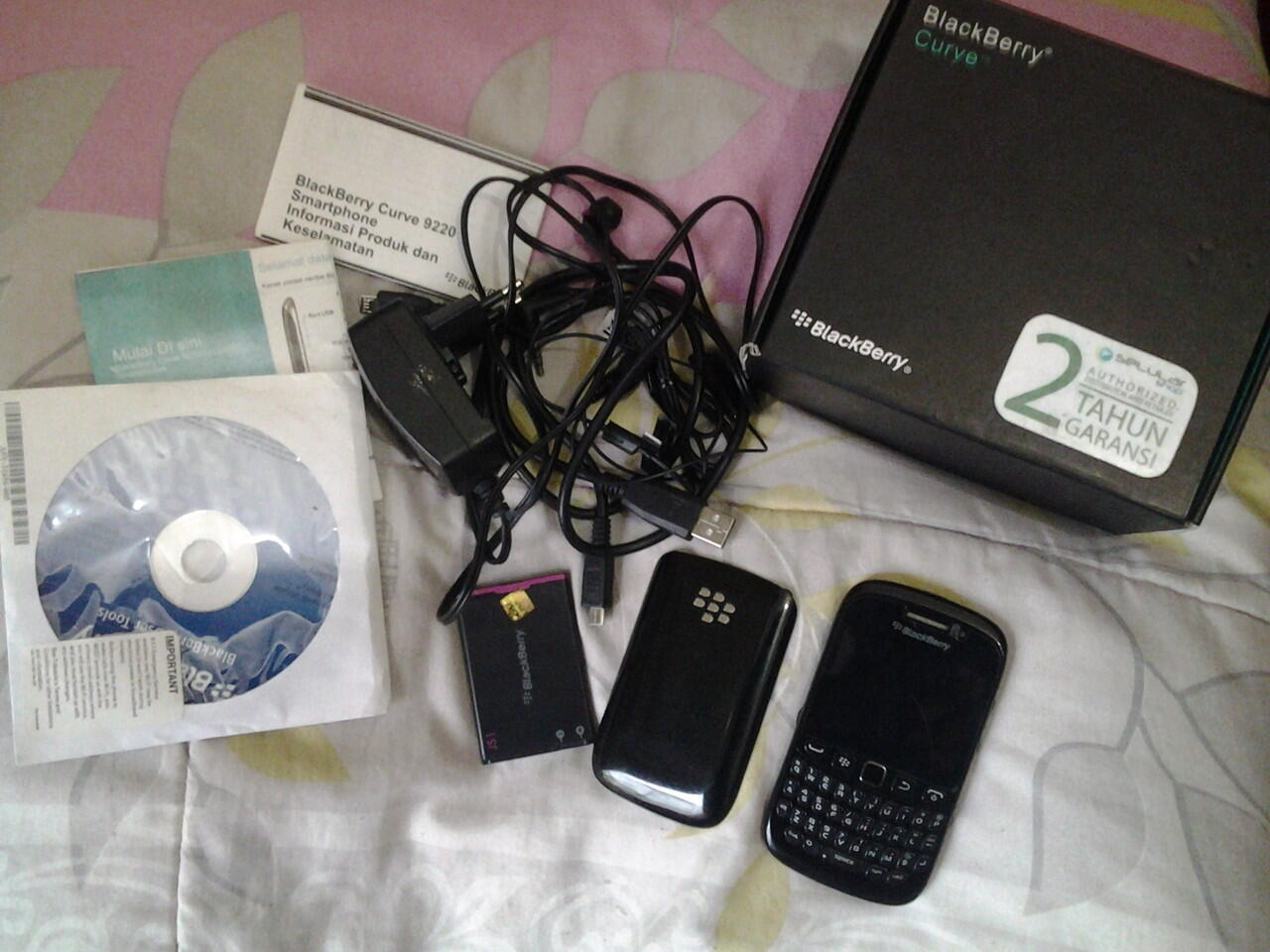 blackberry curve 9220 fullset mantap hrg nego