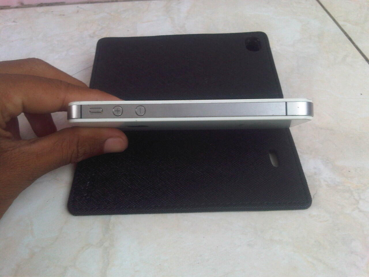 Dijual CEPAT Iphone 4s 16GB