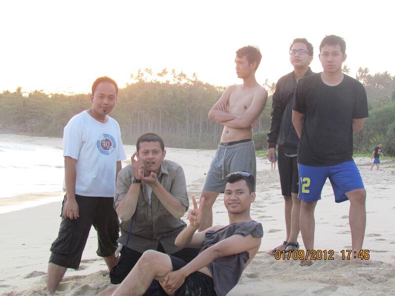 sawarna beach 1st - 2nd sept '12