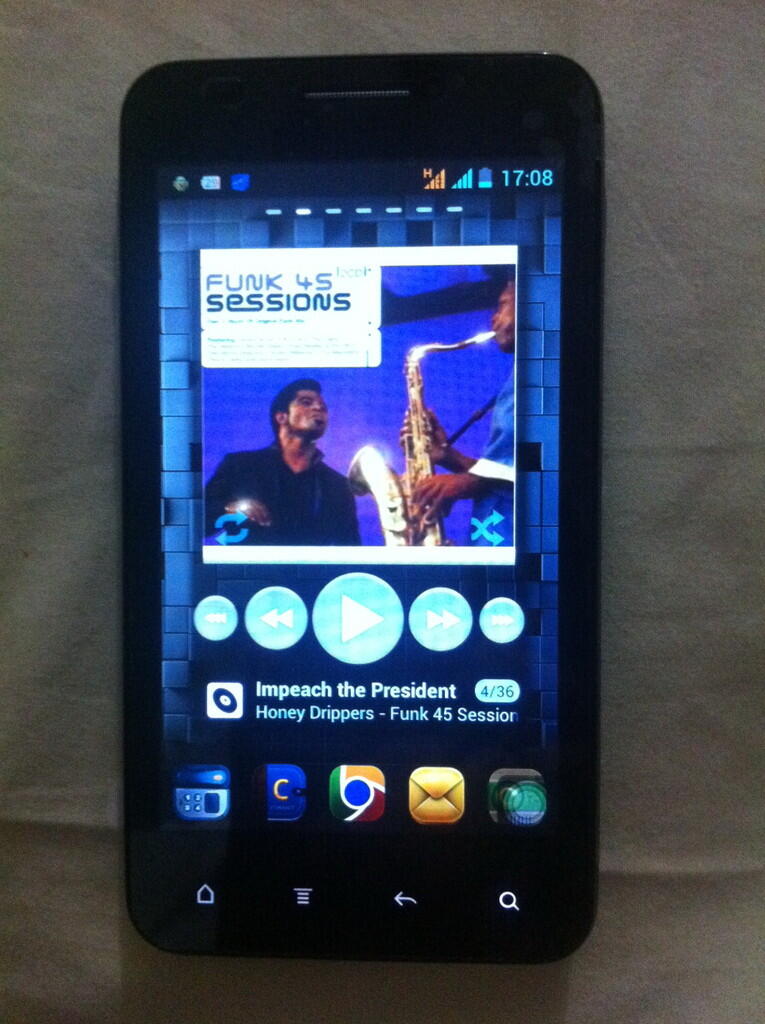 Cross A26 Android - Dual Core/Layar 5 - Full Aplikasi