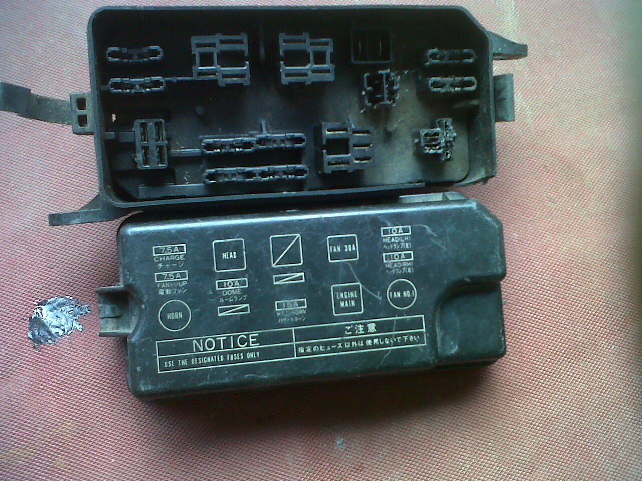 Part Twincam GTi Lifback AE92 4AGE Fusebox Consolebox