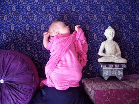 Bayi2 lucu ketika dikerjai oleh orangtuanya