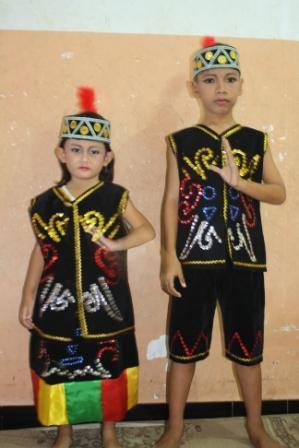 baju karnaval