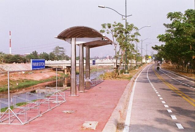 Tempat ngumpul GOWES jalur BKT -- for all types of bikes