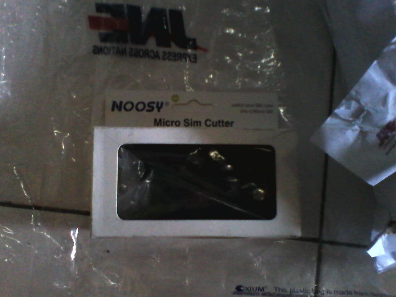 Alat Pemotong Sim Card (Sim Cutter) Noosy. Micro Sim & Nano Sim + Sim Card Adapter