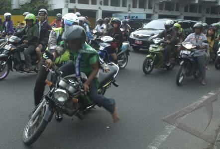 &#91;PENTING&#93; Ini Yang Harus Agan Lakukan Saat Ada Razia Kendaraan Bermotor.