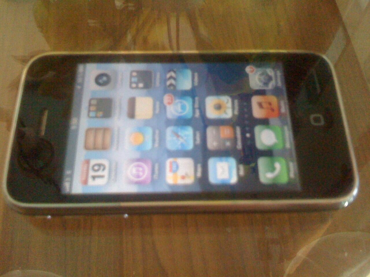 Dijual iphone 3gs 16gb fu hitam fulset