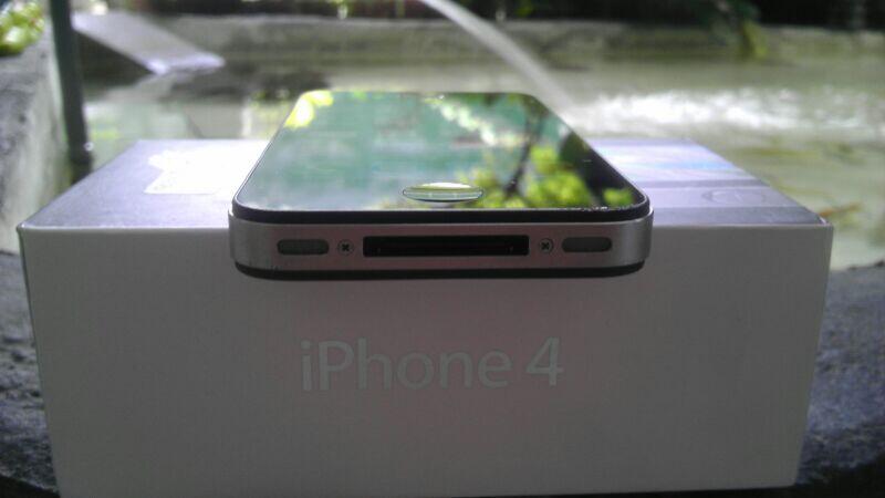 Iphone 4 GSM 32GB Black Fullset (Surabaya & Sidoarjo)