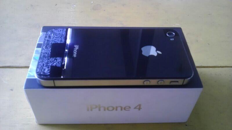 Iphone 4 CDMA 16GB Black Fullset (Surabaya & Sidoarjo)