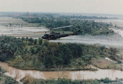 Foto Anak - Anak Korban Agent Orange Di Vietnam