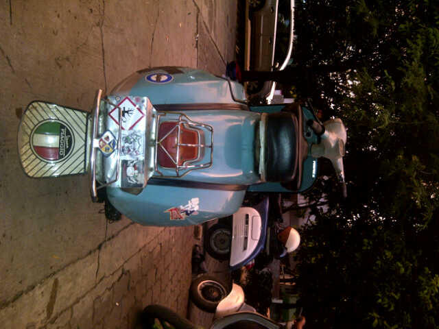 vespa bajaj deluxe muraah
