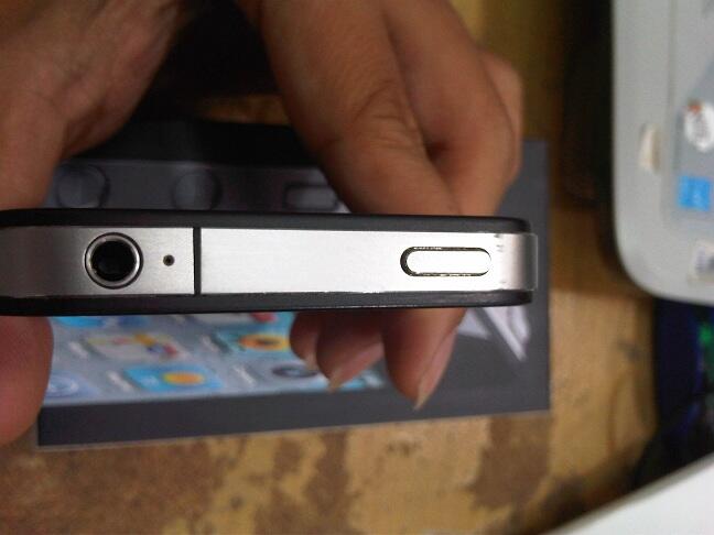 iPhone 4G 16GB FU black mulus banget , komplit ( garansi personal ) rekber / COD
