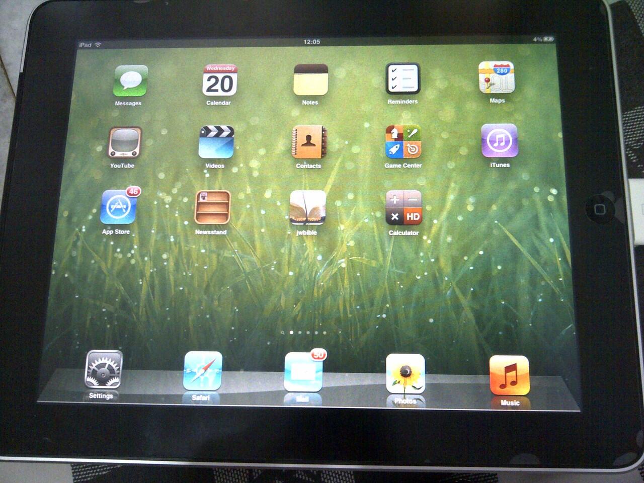 Jual ipad 1 3G + wifi (64gb)