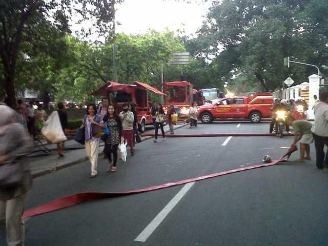 Barusan Kantor Sekretariat Negara Kebakaran Gan