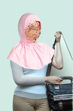 BERANIKAH MENEGUR YG BERKERUDUNG TAPI MEMAKAI CELANA KETAT ?? ( NO SARA )