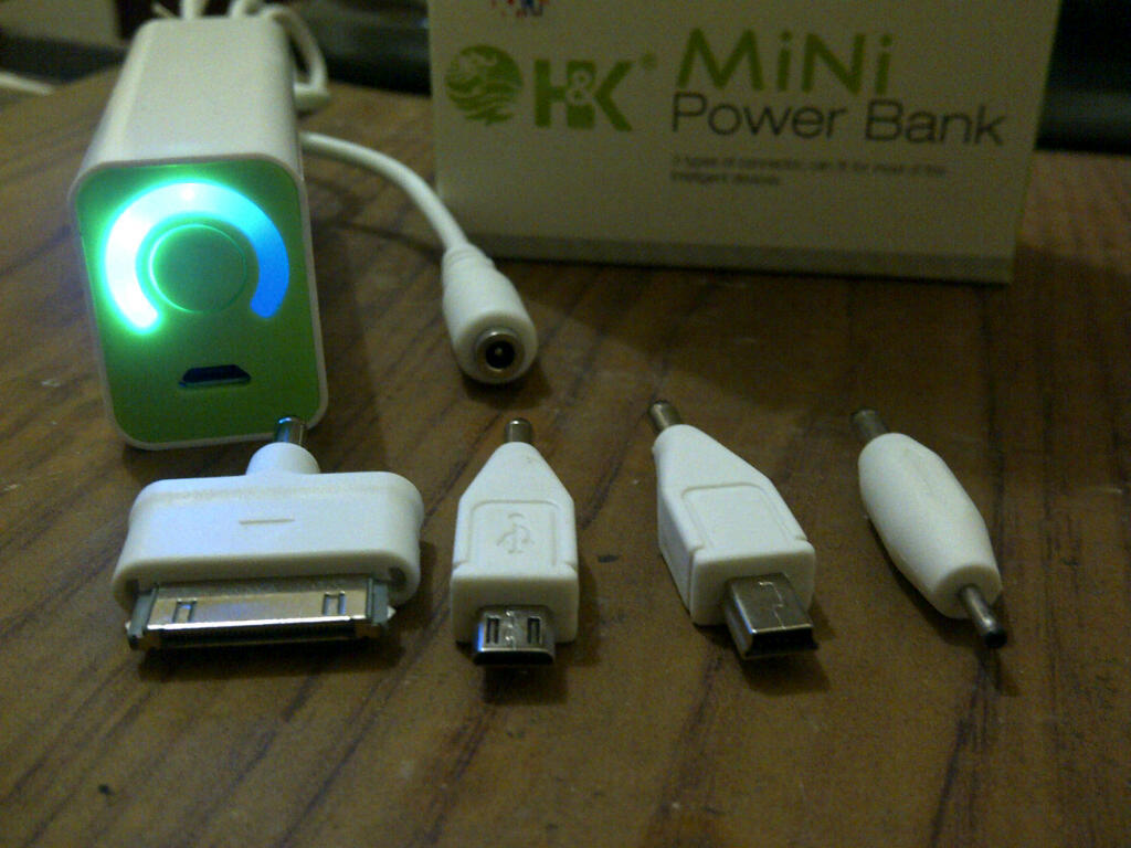 Power Bank / Baterei Cadangan / Aki buat BB HP iPod iPhone Samsung dll