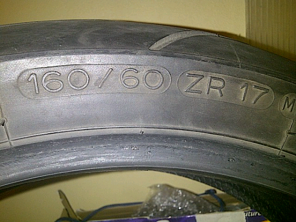 jual ban ex moge 160/60-17 michelin pilot power