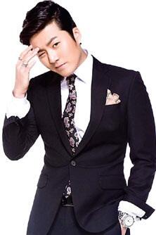 Sule (pelawak) duet sama Eru (penyanyi Korea)